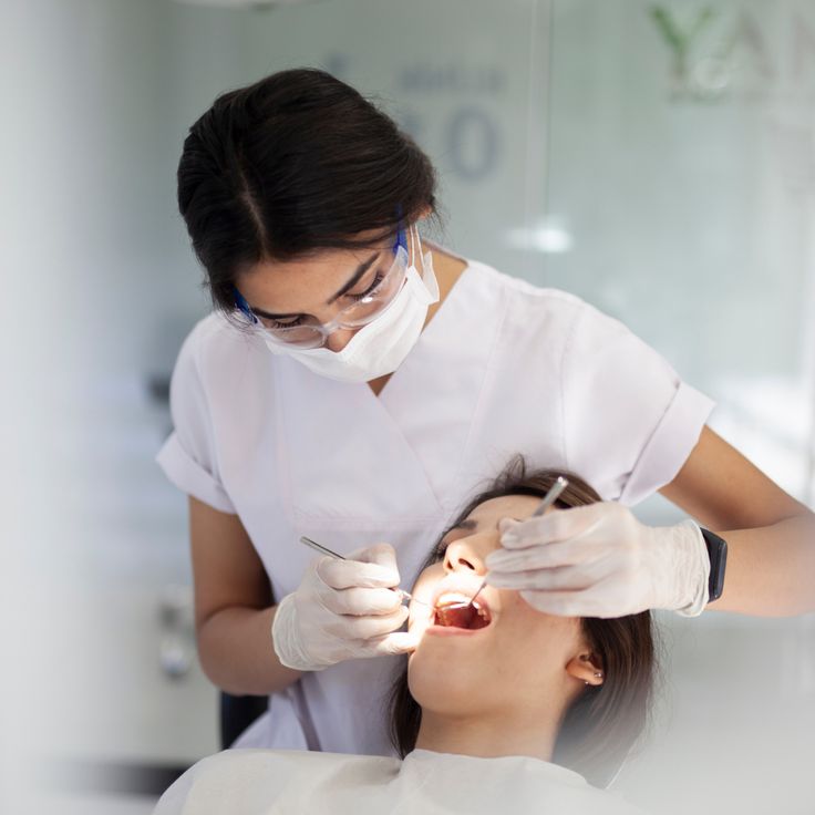 5 Signs You Need to Visit a Dentist Immediately